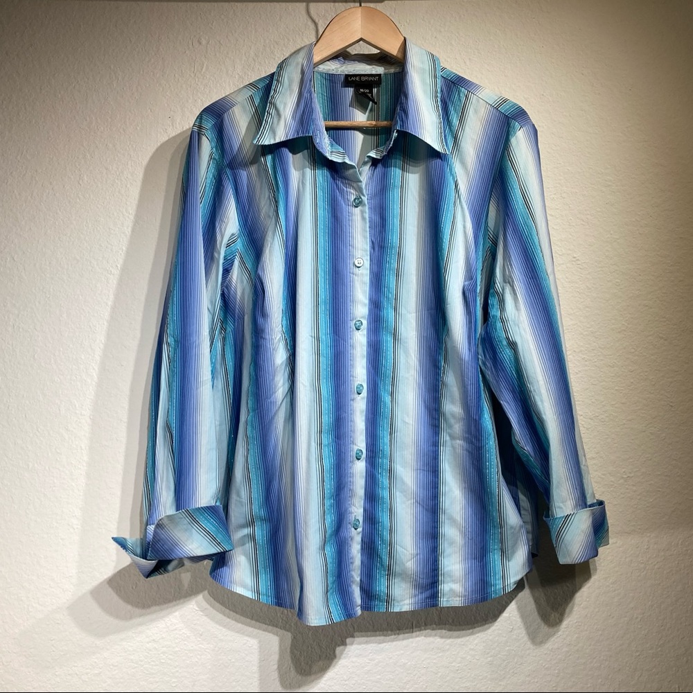 Lane Bryant Dress Shirt Silver and Blue Stripe 3/4 Sleeve Size 18/20